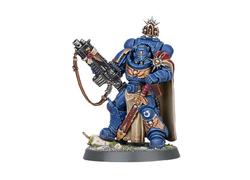 Space Marine Captain With Master-Crafted Bolt Rifle